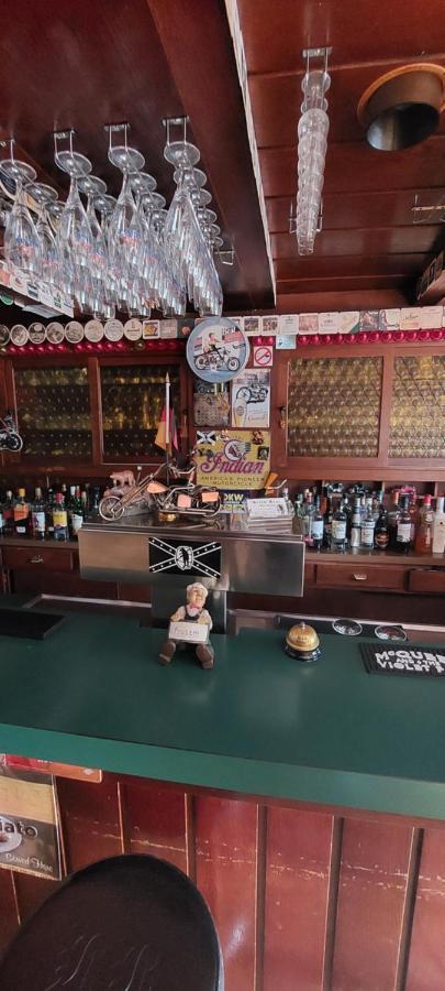 Black Bear Bikers Pub-Hotel Kempfeld Екстер'єр фото