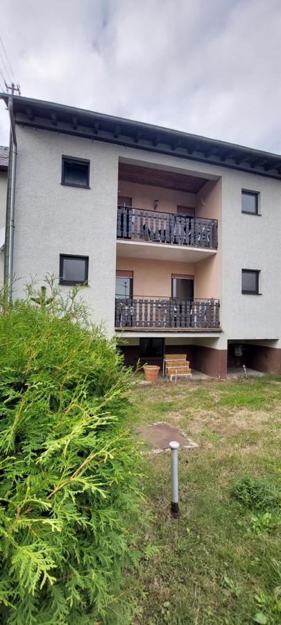 Black Bear Bikers Pub-Hotel Kempfeld Екстер'єр фото
